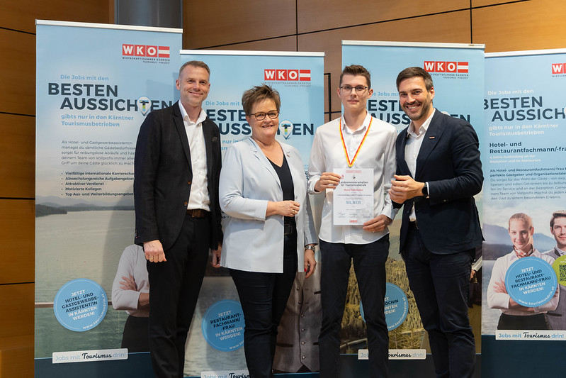 54976412487_89933d1a61_c