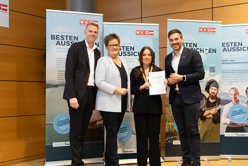 54977475718_68420a1f30_c