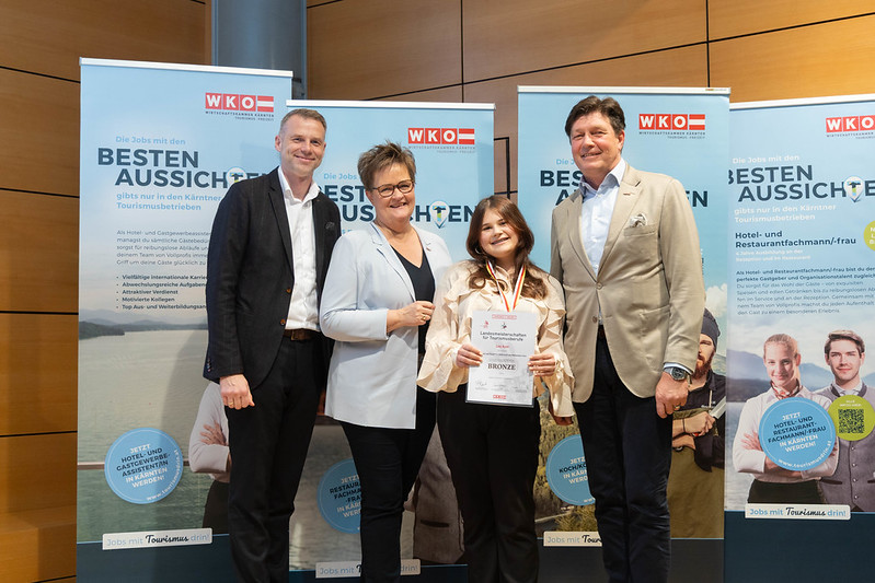 54977545729_2c148467d6_c